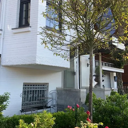Appartementhaus Herrenhaeuser Gaerten * Hanower