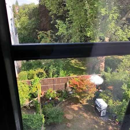 Appartementhaus Herrenhaeuser Gaerten هانوفر